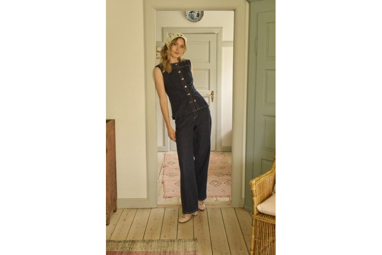 Cream Visti Wide Leg Jeans - Button Detail | Cape Breton