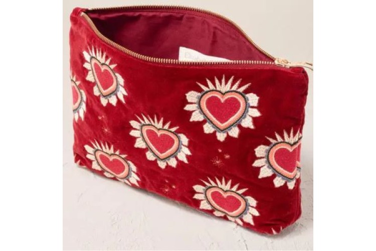 Enchanted Heart Scatter Everyday Pouch | Rouge