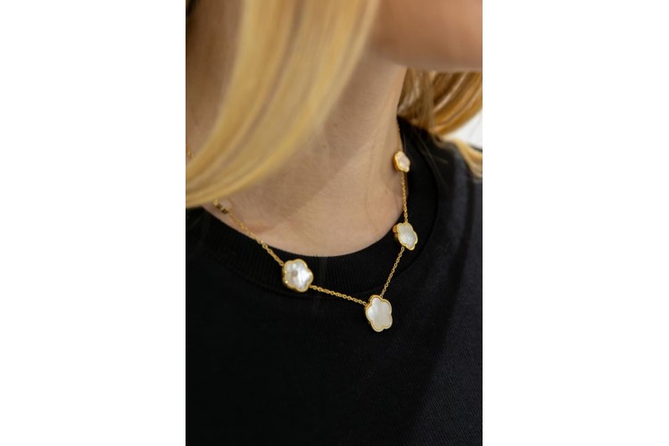 Mother of Pearl 5 Flower Necklace