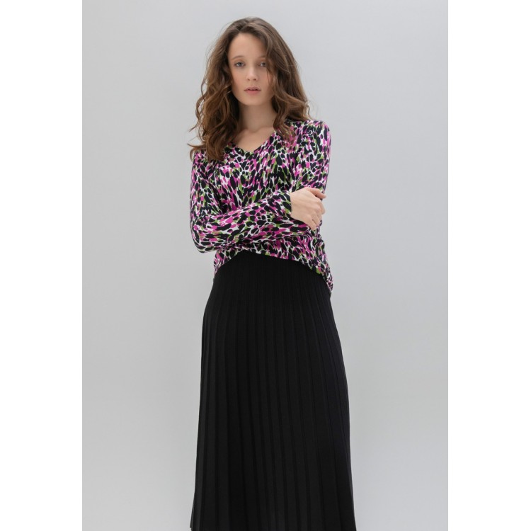 Marble Pleat Skirt 7123 | Black 