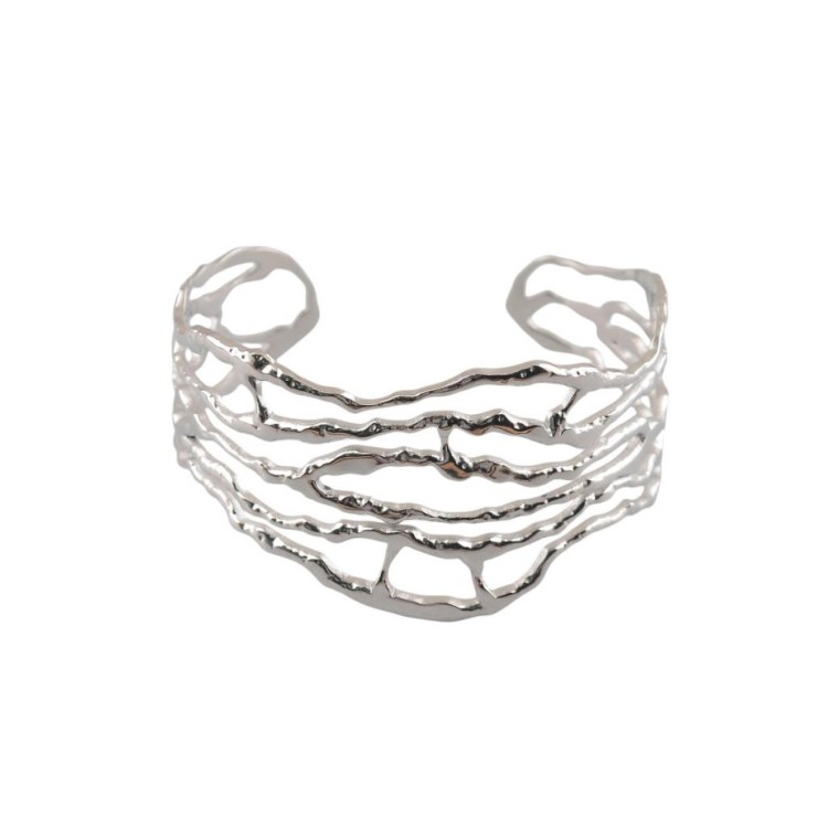 Twisted Branches Cuff